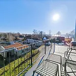 Penthouse Seeblick By Interhome Apartament *