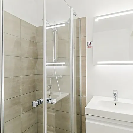 Penthouse Seeblick By Interhome 렘부르흐