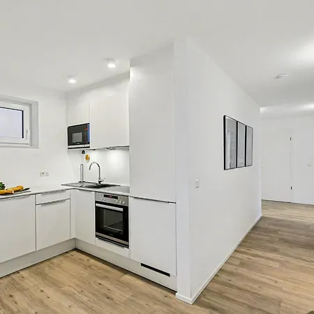 Penthouse Seeblick By Interhome 아파트 렘부르흐