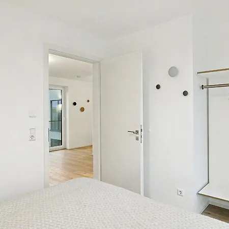 Penthouse Seeblick By Interhome 아파트